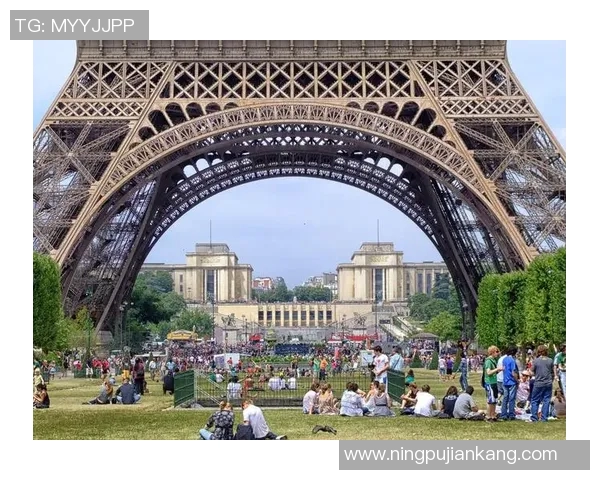 你不知道的巴黎：十大冷知识大揭秘