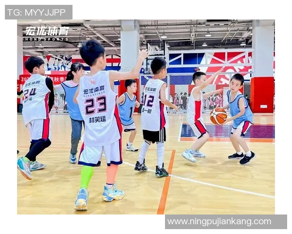 篮球赛中惊现绝平三分,全场沸腾 篮球赛中惊现绝平三分,全场沸腾